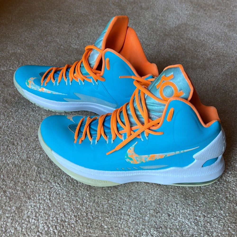 Nike KD, EUC Sneakers, Size 11 - Picture 5 of 9